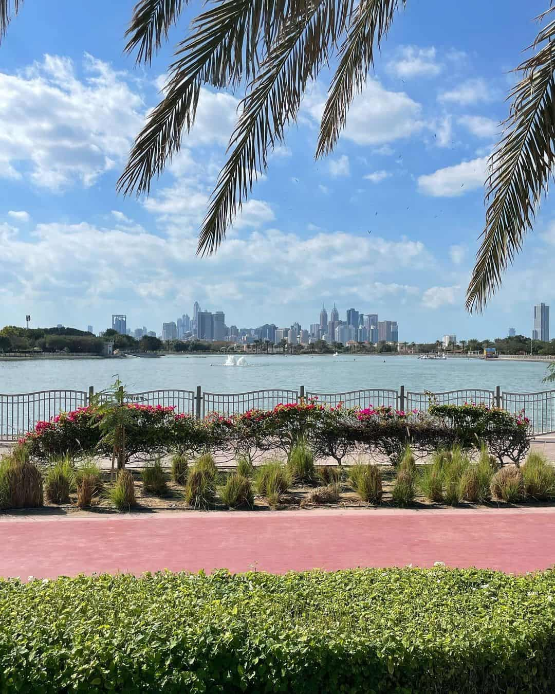 Al Barsha Pond Park, Dubai