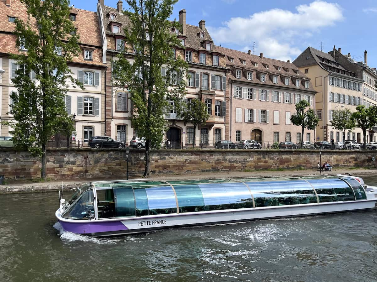 Batorama boat tour