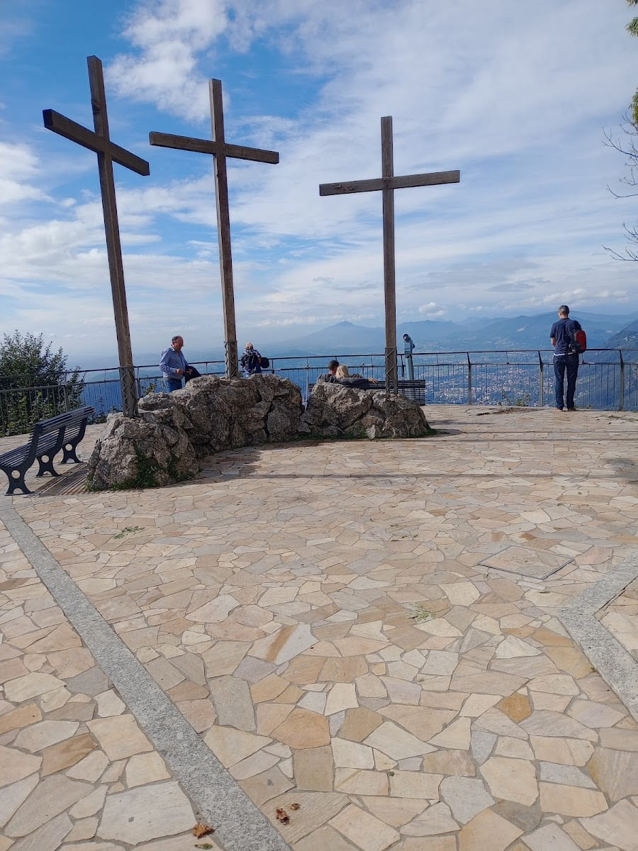 Faro Voltiano, Como