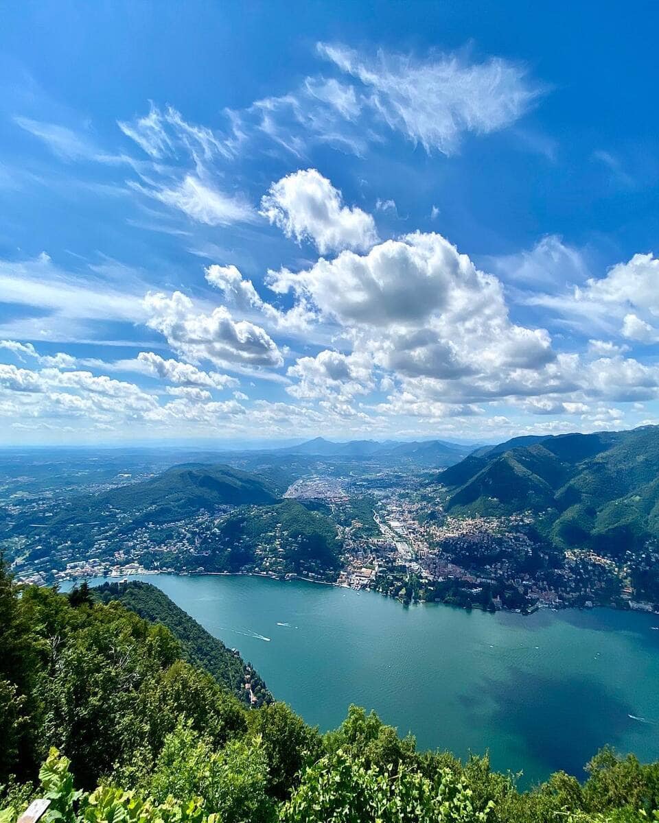 Faro Voltiano, Como