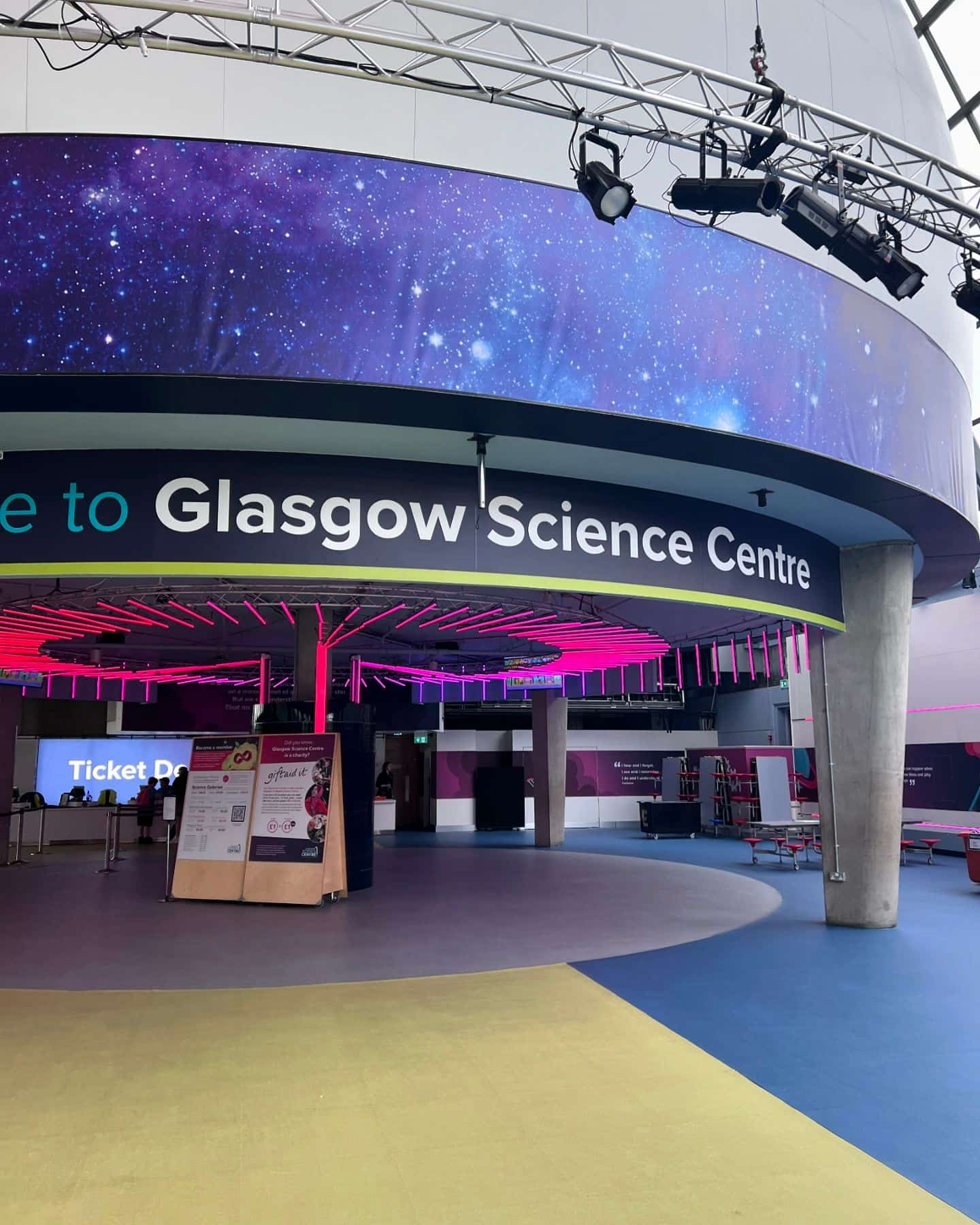 Glasgow Science Centre Inside