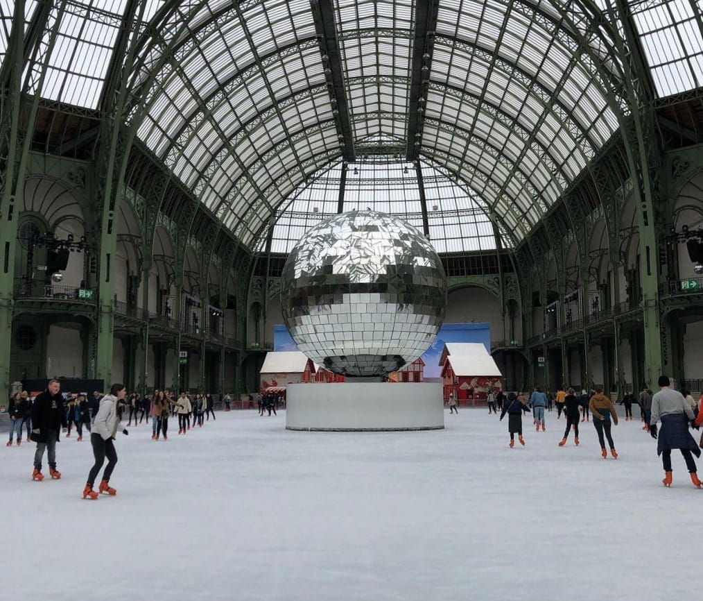 Ice skating Paris