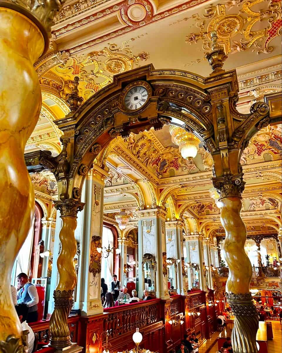 New York Café, Budapest