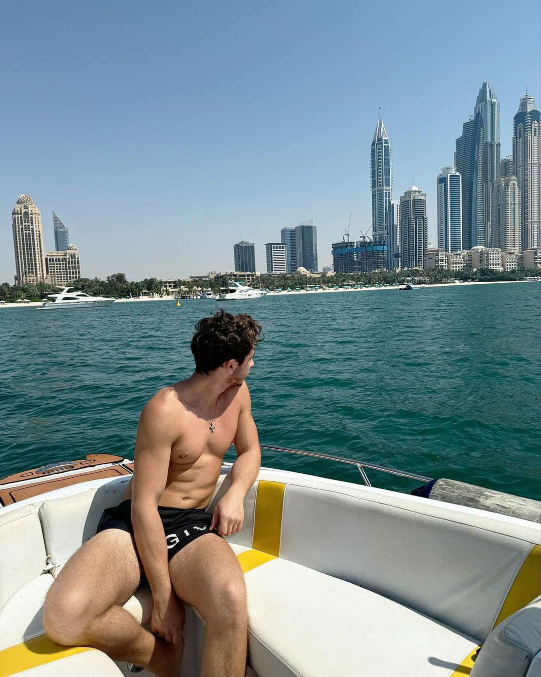 Palm Jumeirah Ride Boat, Dubai