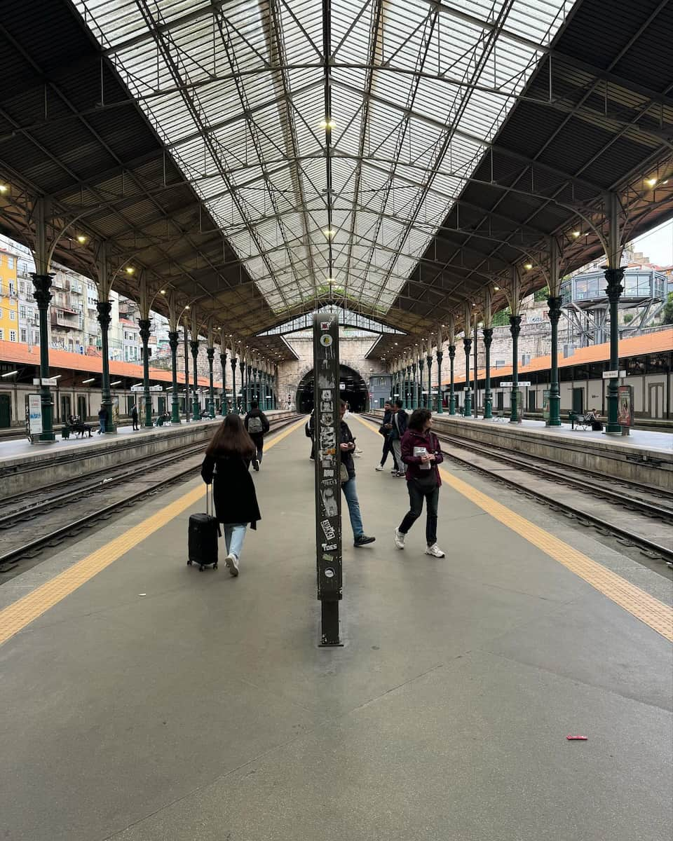 Porto: São Bento Train Station