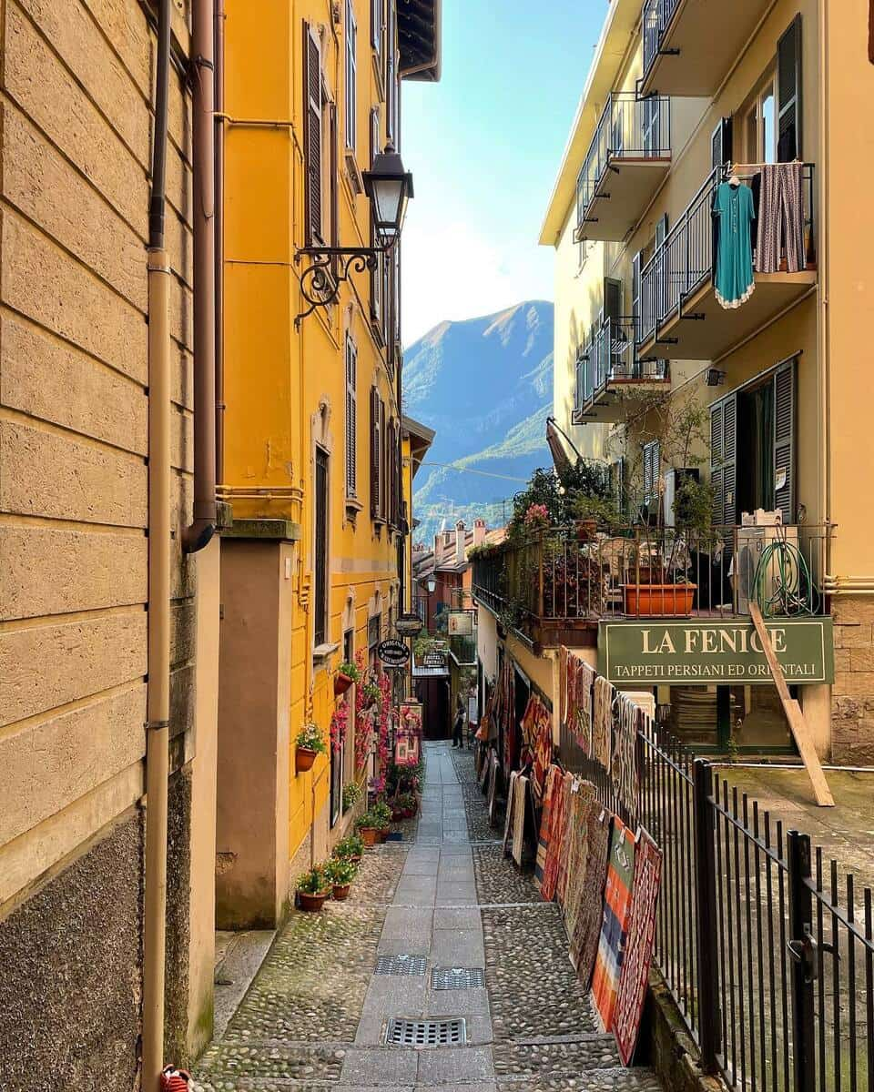 Varenna streets, Como