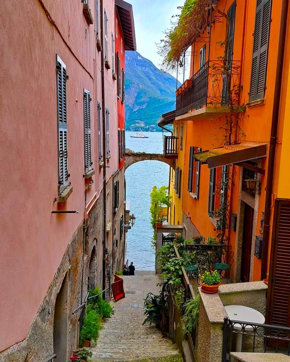 Varenna streets, Como