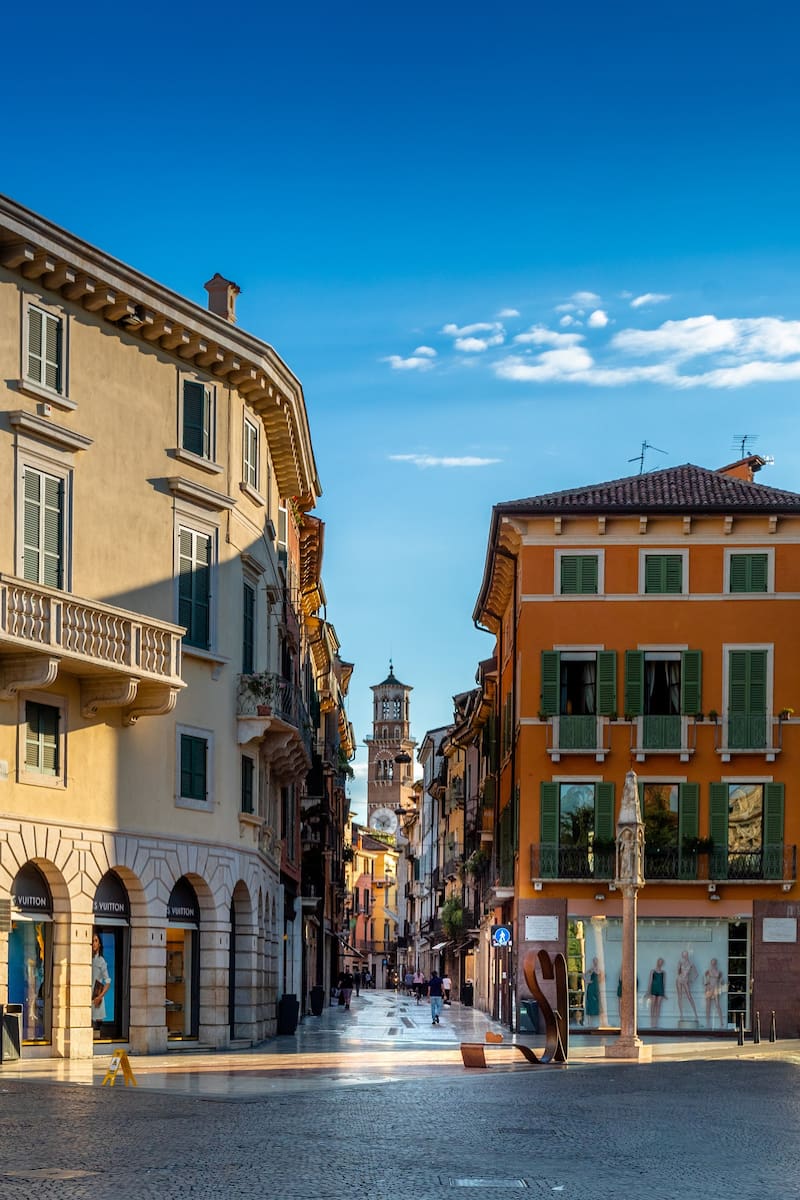 Verona, Piazza Bra