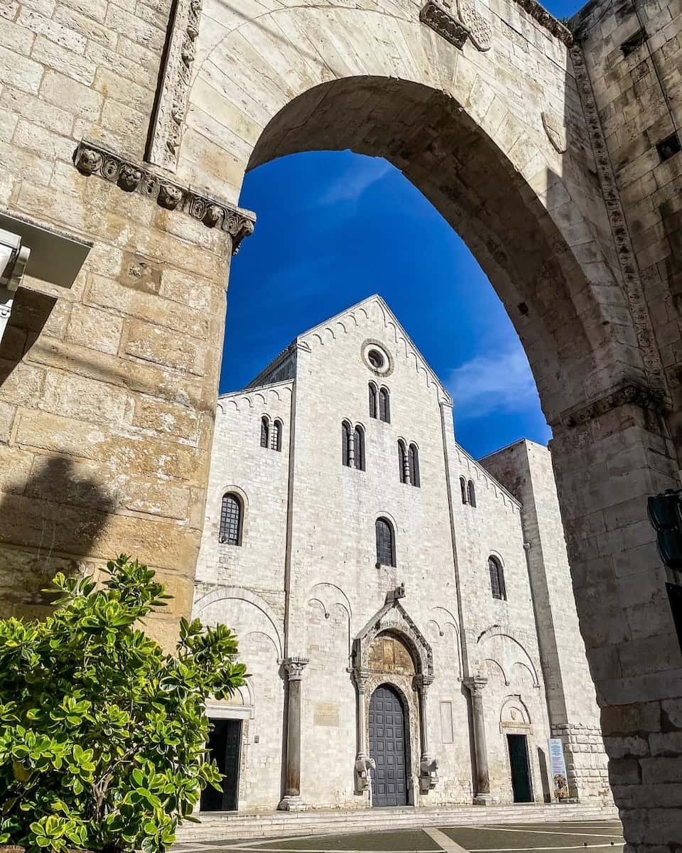 Basilica di San Nicola, Bari