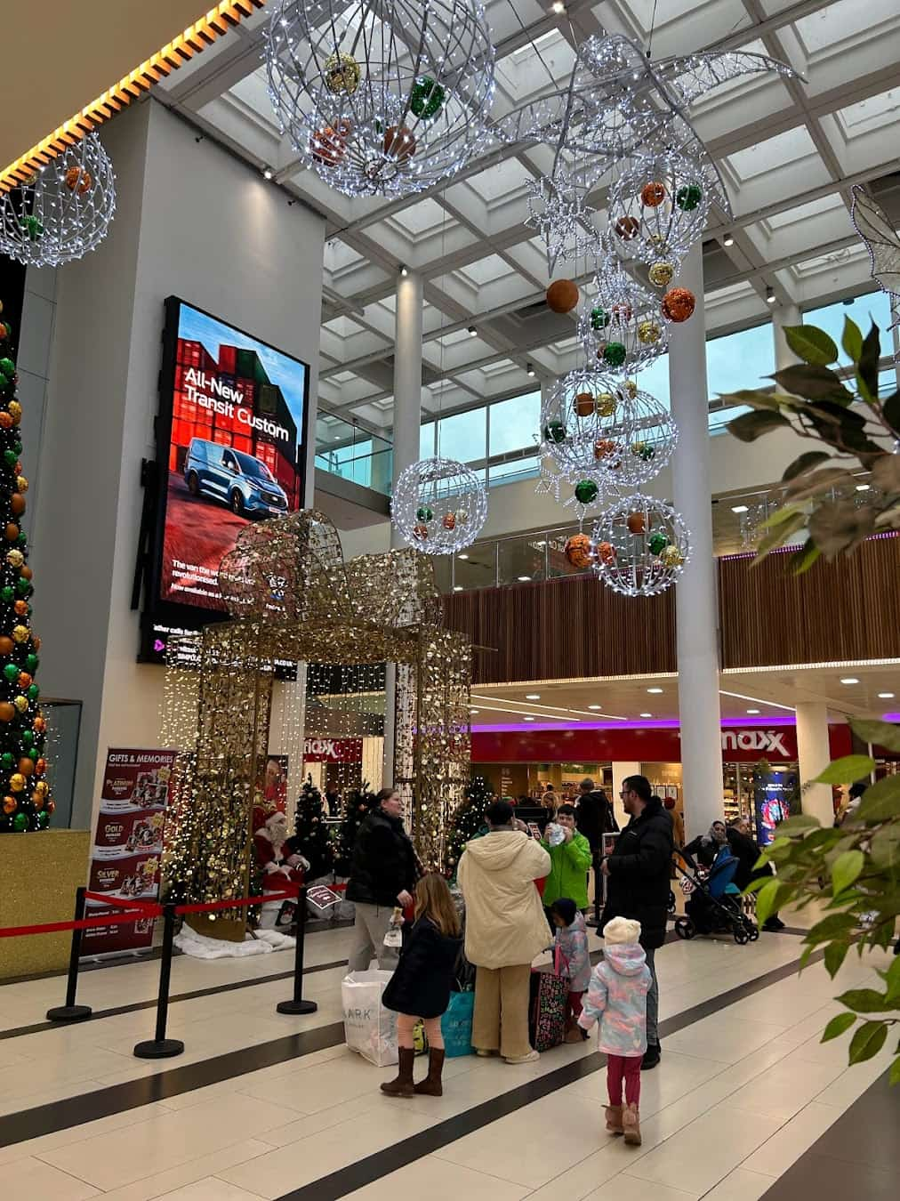 Broad Street Mall, England