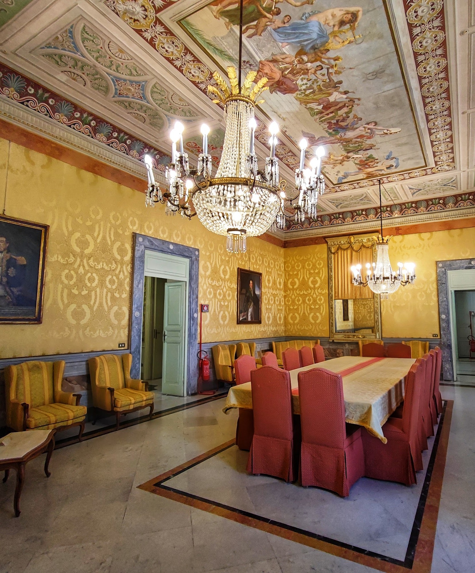 Cagliari, Royal Palace, Inside