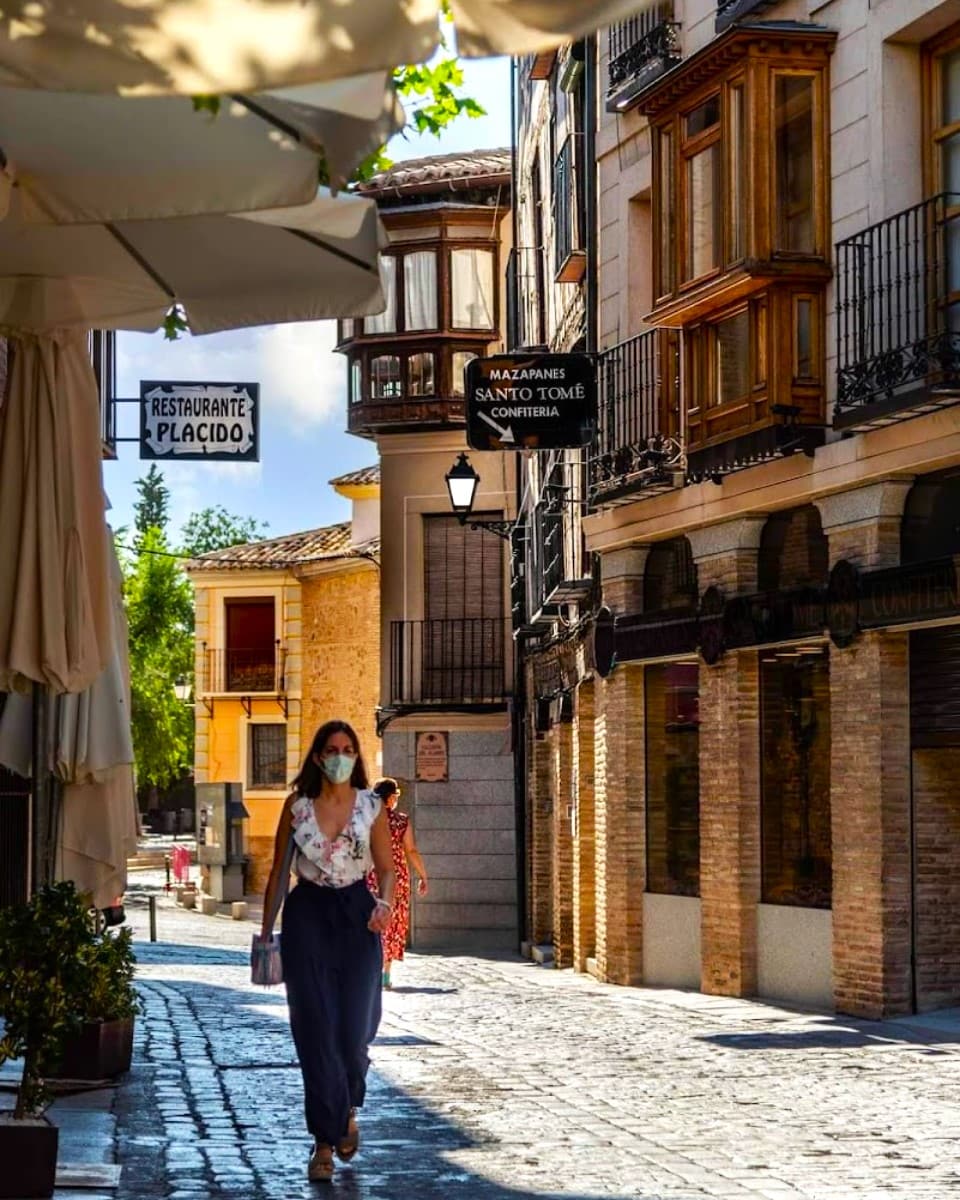 Calle Santo Tomé street, Toledo