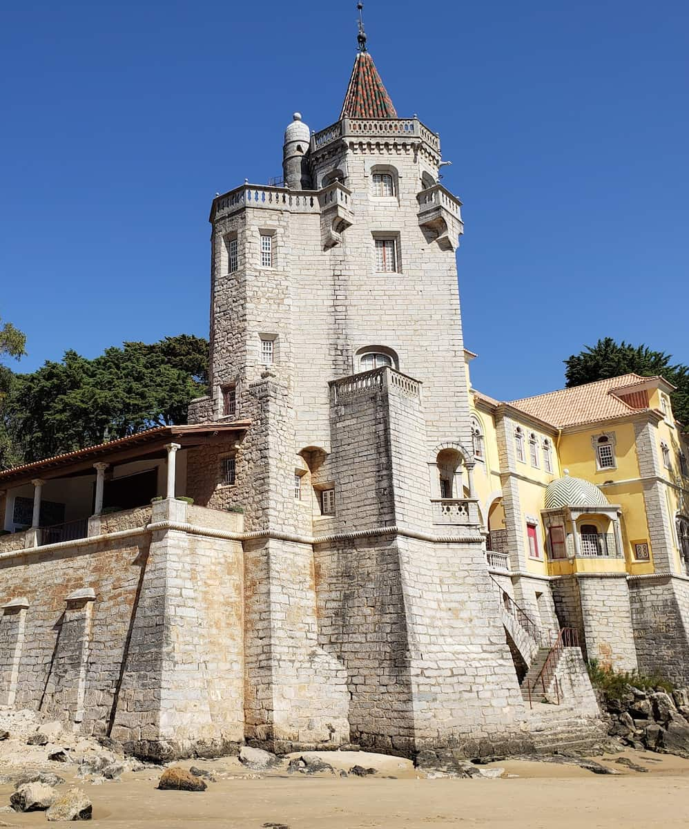 Cascais, Museu Condes de Castro Guimarães