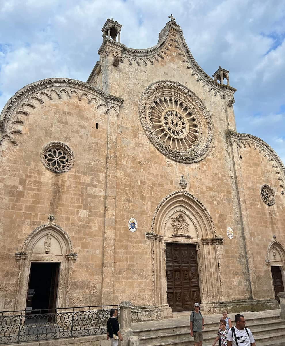 Cattedrale Maria Vergine Assunta, Puglia