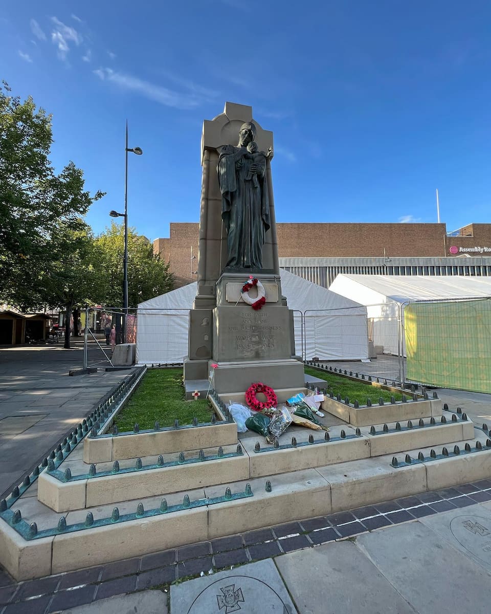 Derby: Cathedral Quarter, memorial