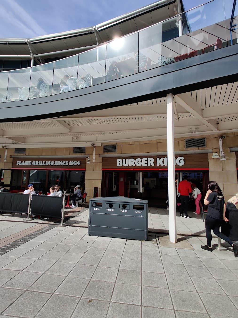 Fastfood Restaraunts Near Spinnaker Tower, England