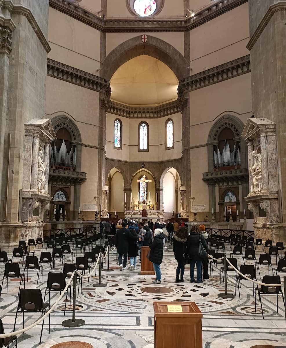 Main hall Florence Duomo Tuscany