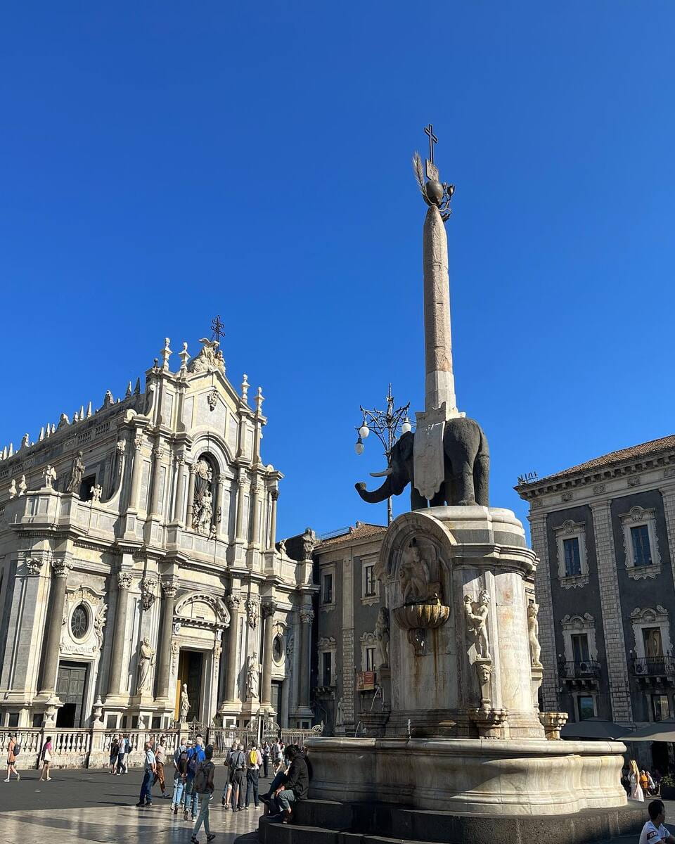 Fontana dell'Elefante, Piazza del Duomo, Catania