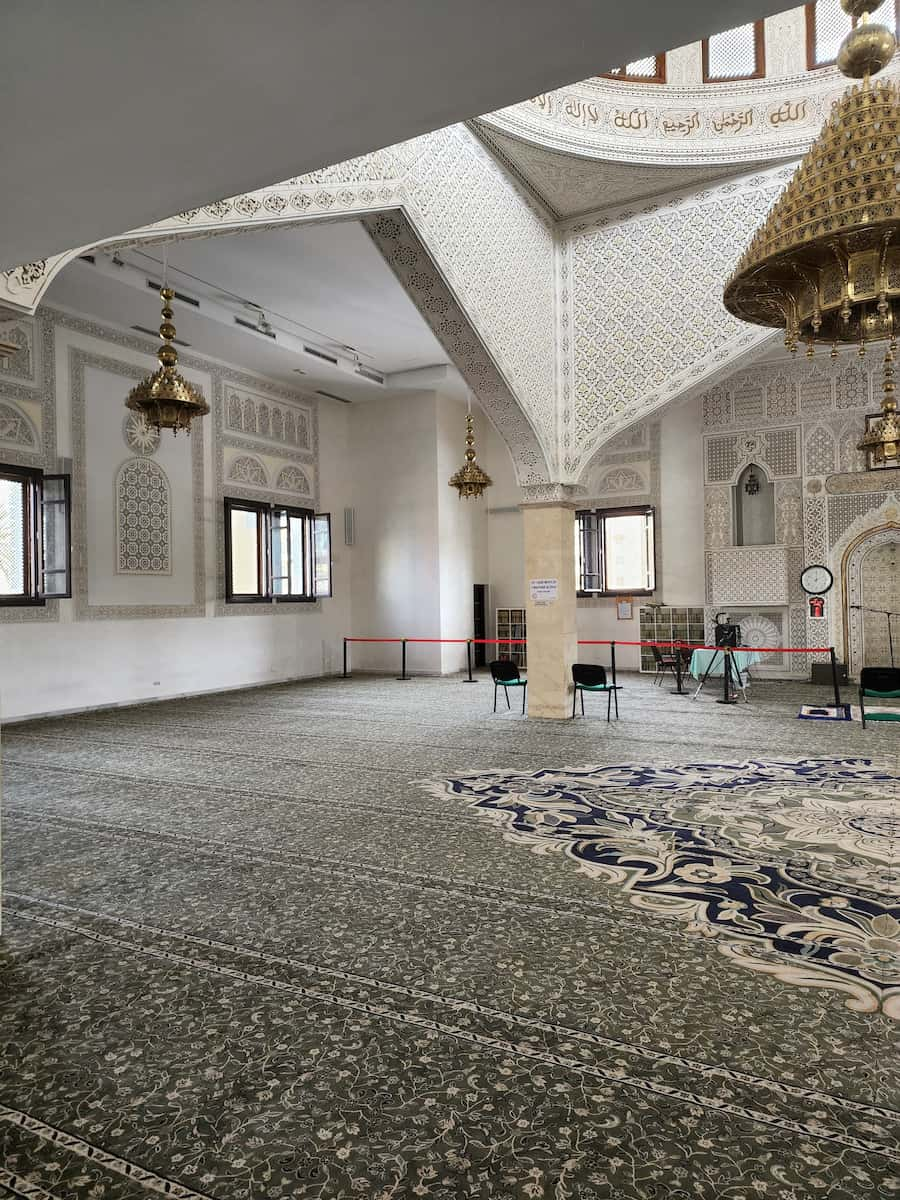 Fuengirola, Central Mosque, Inside