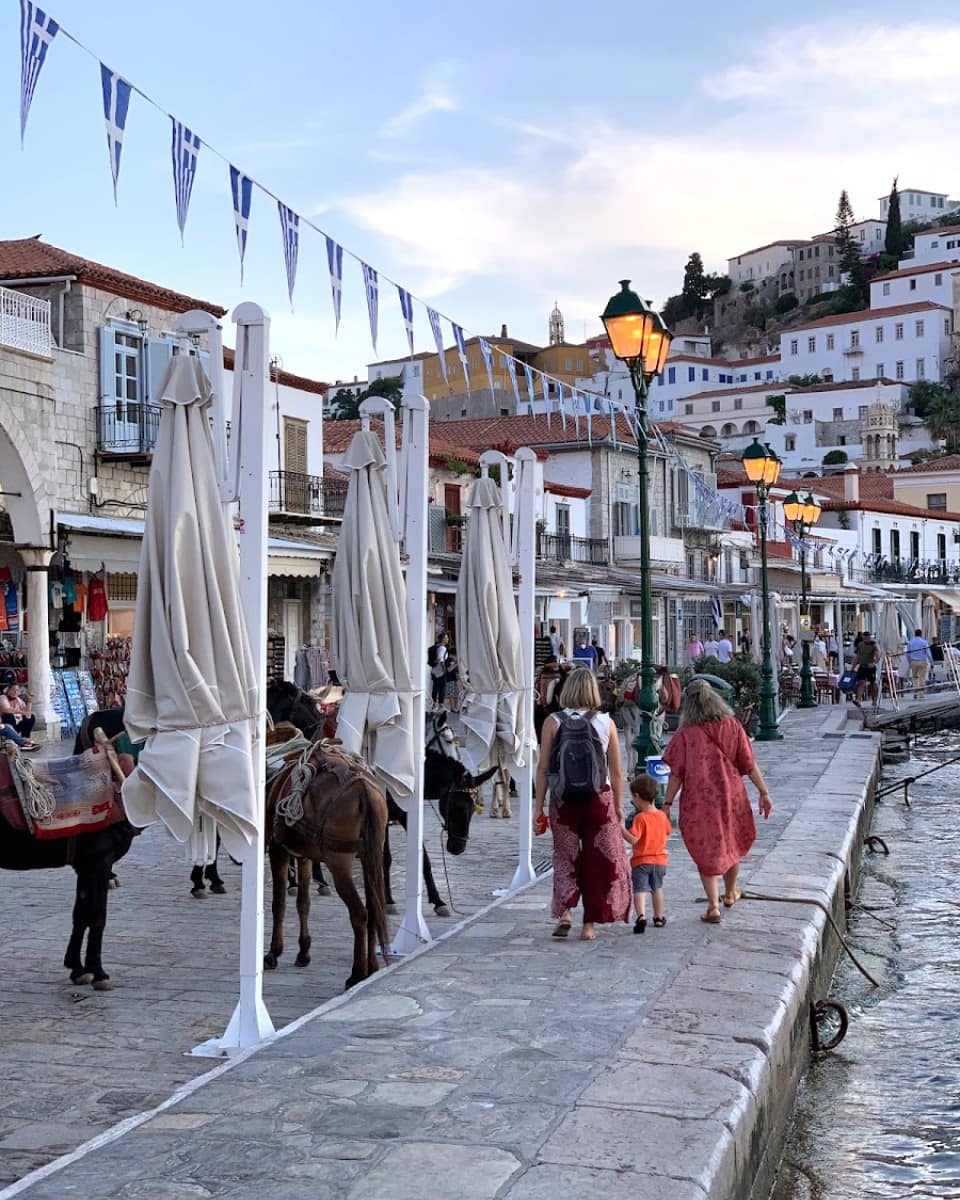 Hydra Island