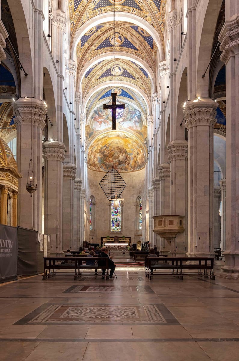 Main Hall Lucca Cathedral