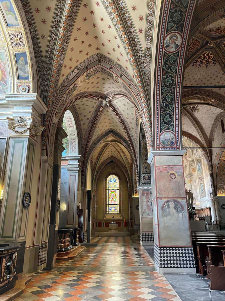 Lugano, Cattedrale di San Lorenzo Inside