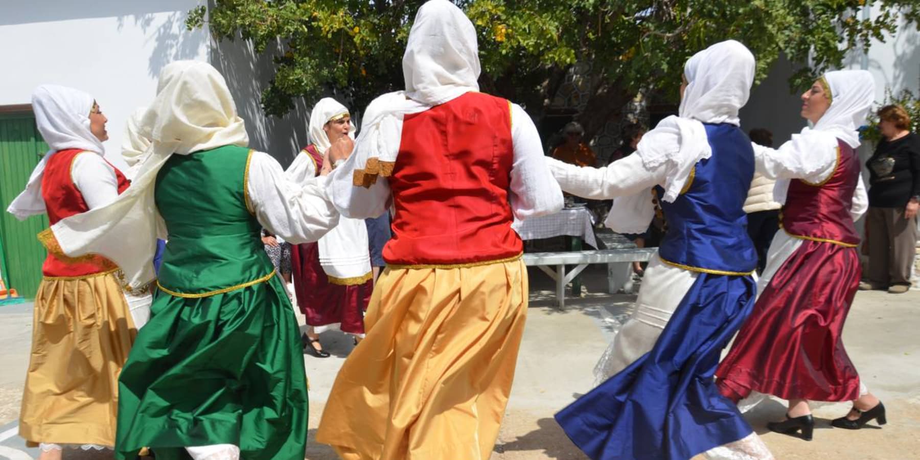 Milos Folklore Festival