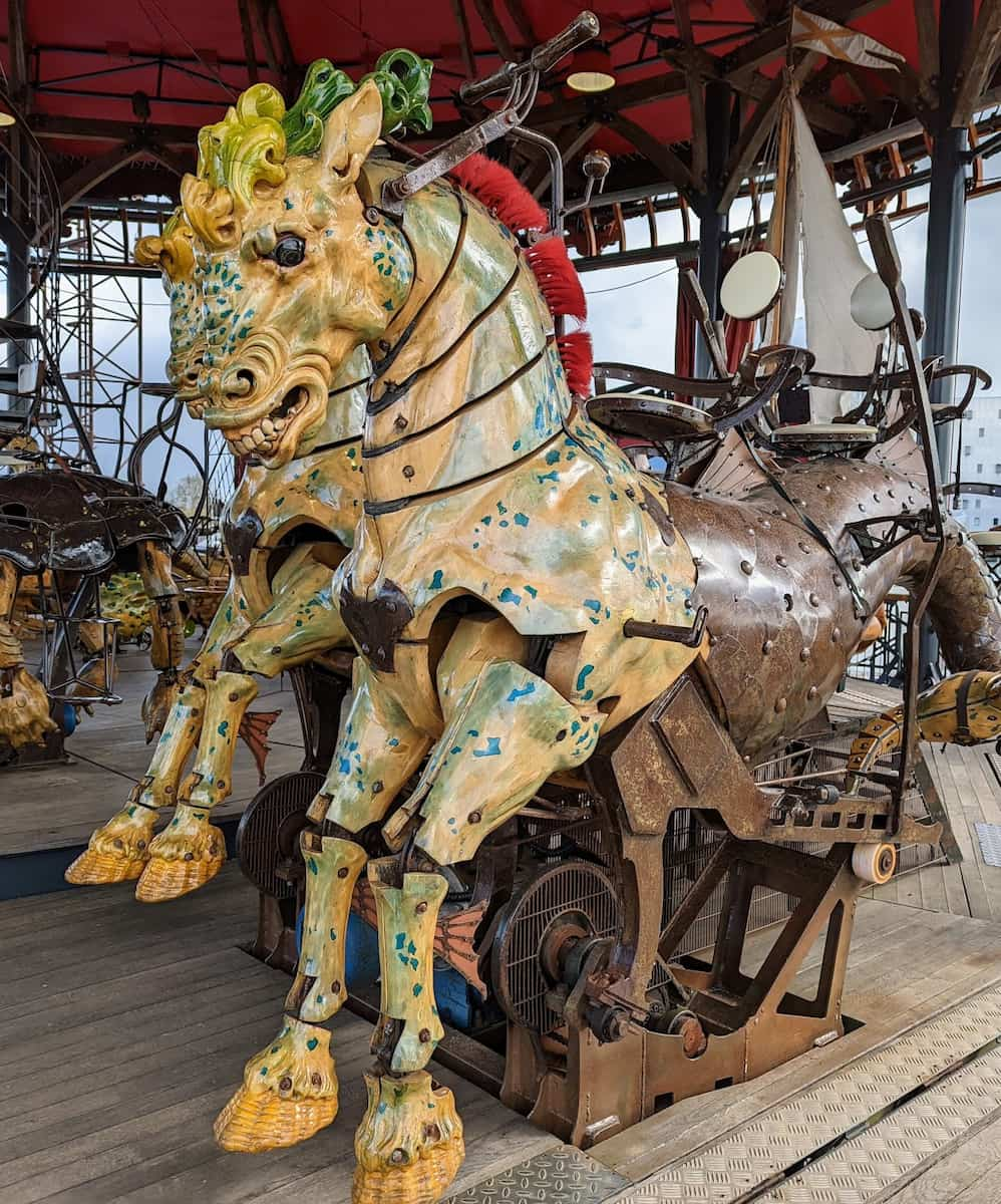 Nantes, Marine Worlds Carousel