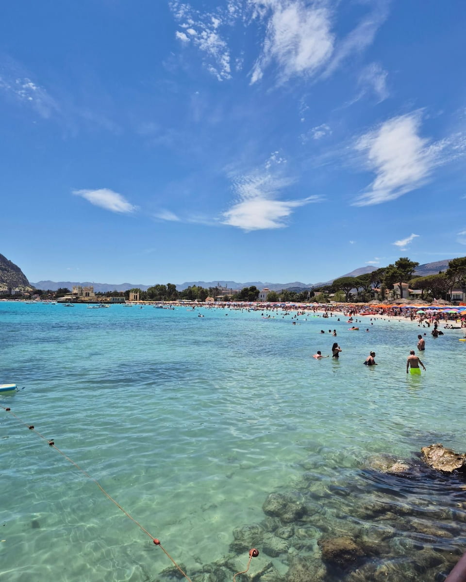 Palermo: Mondello Beach