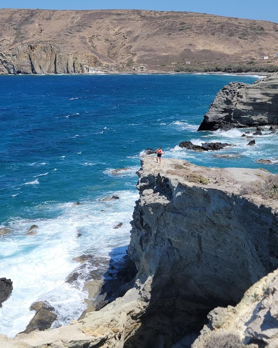 Papafragas Caves, Milos