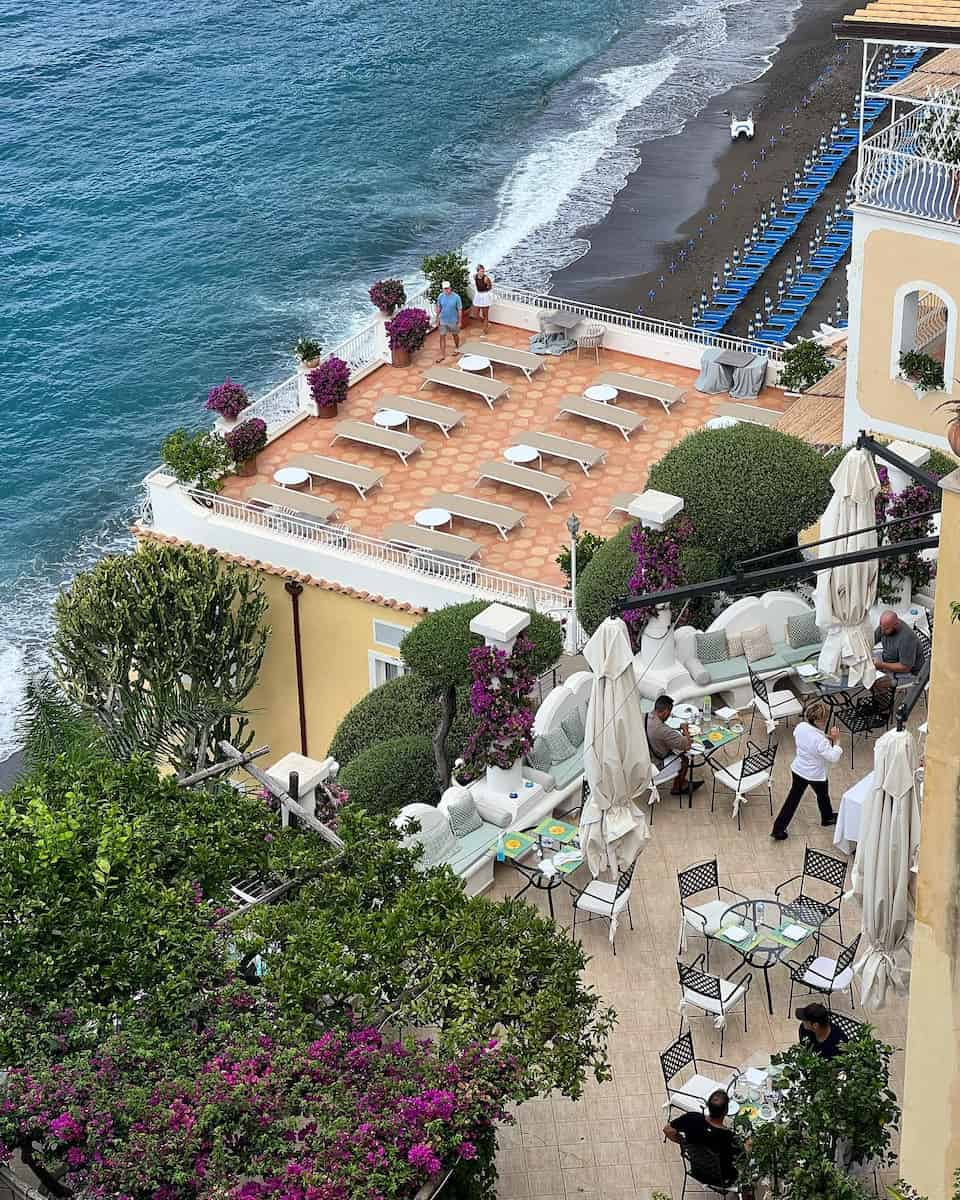 Positano: streets and alleys