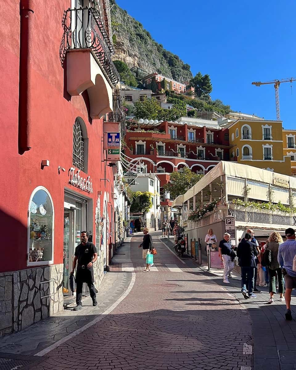 Positano: streets and alleys