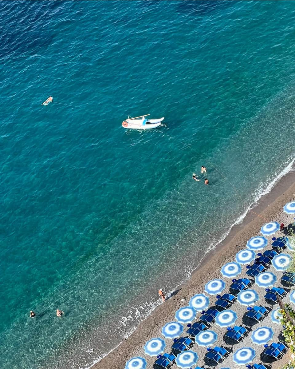 Positano: Beach Activities and Water Sports