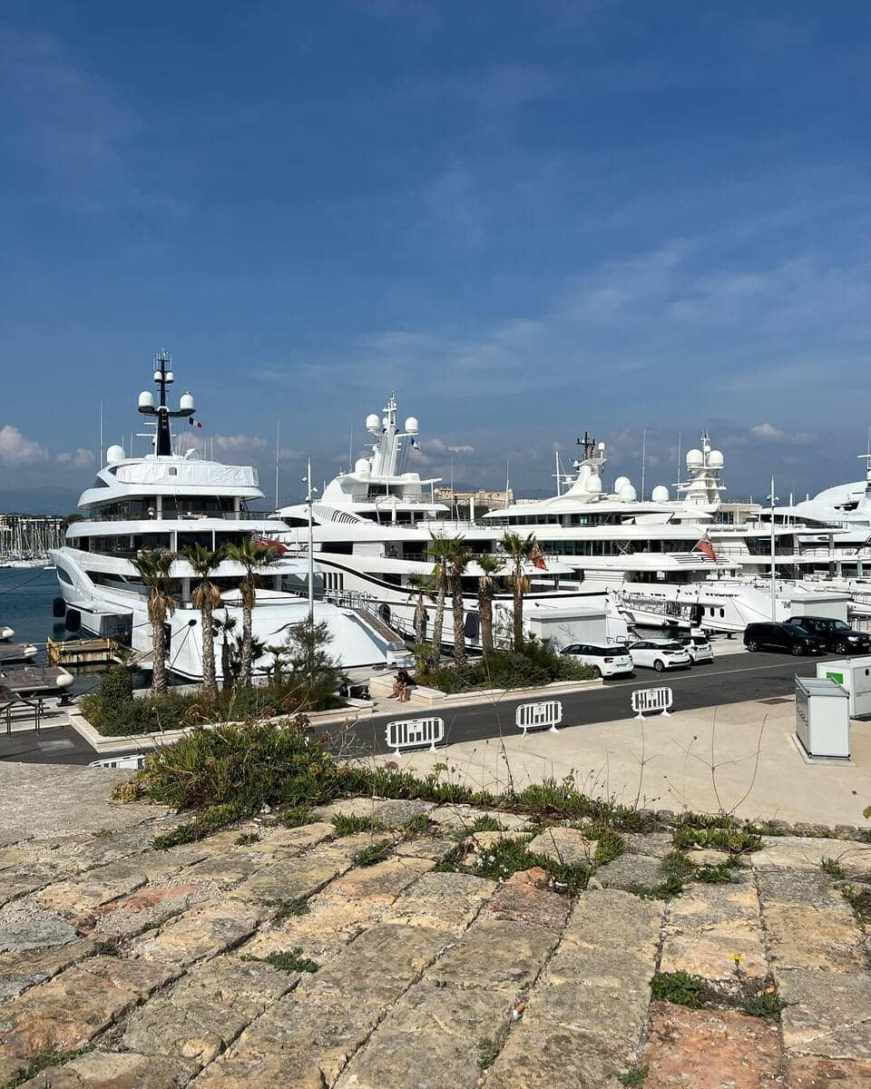 Quai des Milliardaires, Antibes