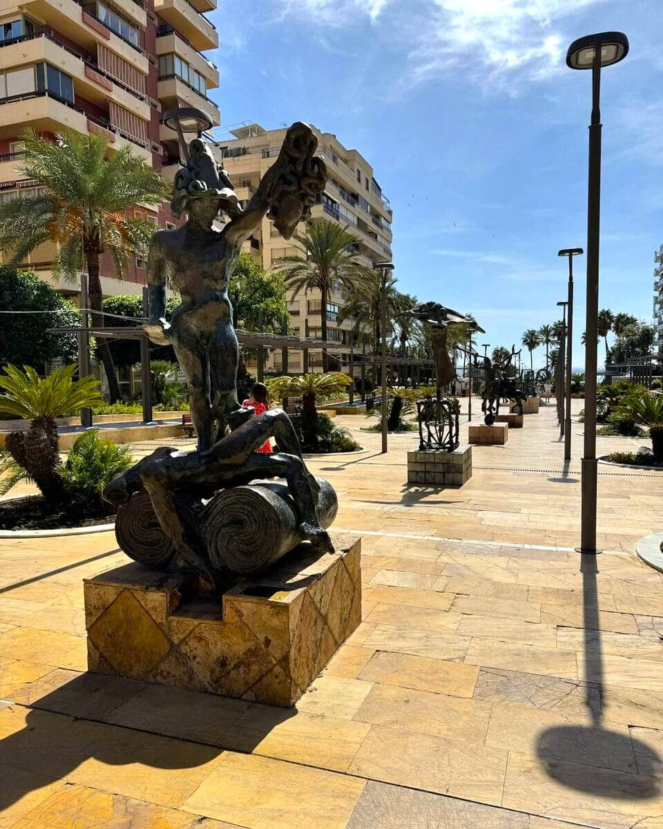 Salvador Dali sculptures, Marbella