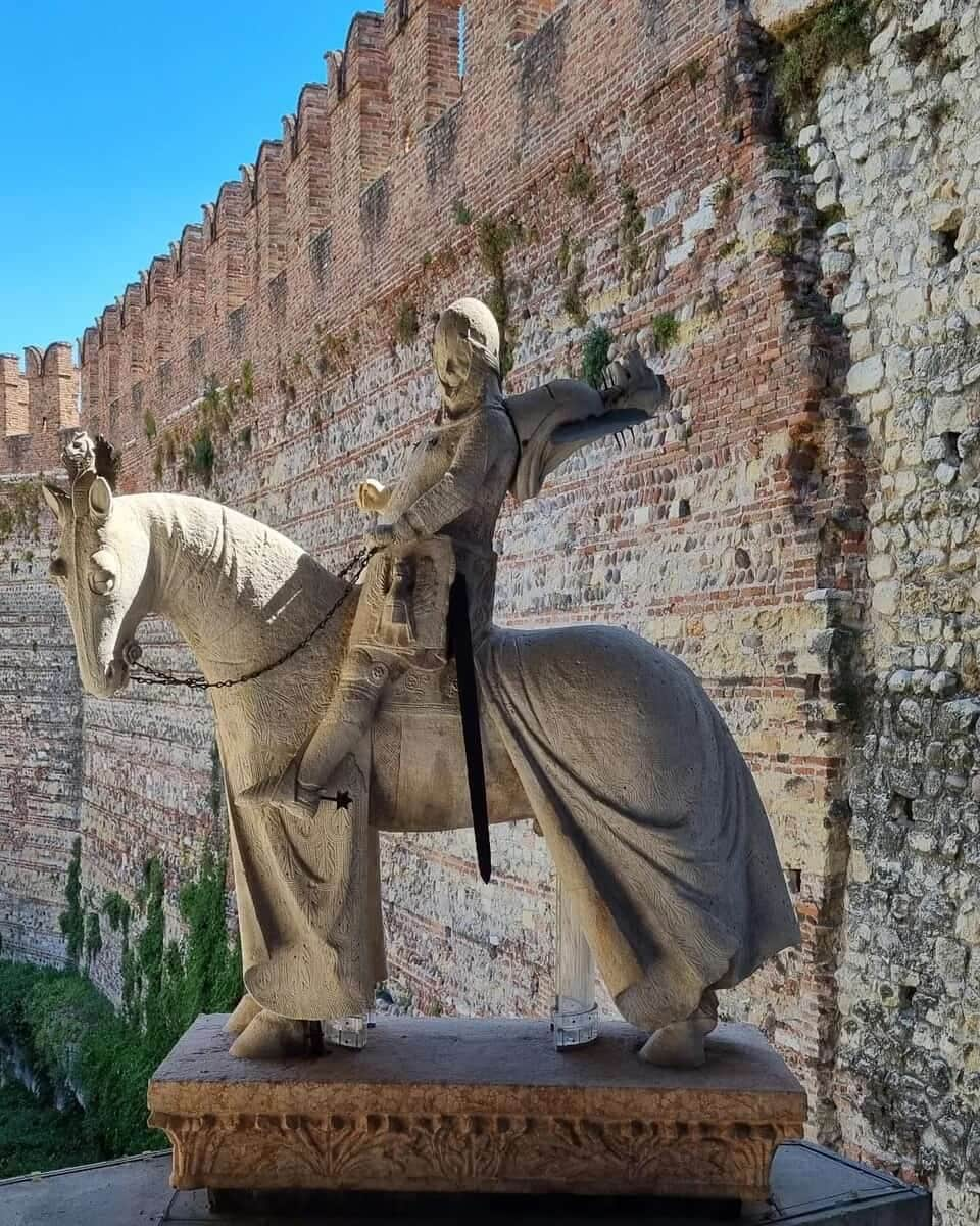 Statue of Cangrande, Museo di Castelvecchio