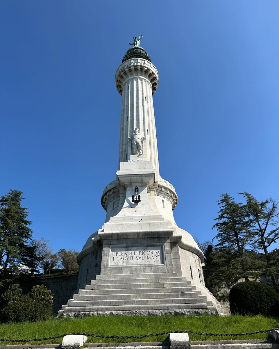 Trieste: Victory Lighthouse