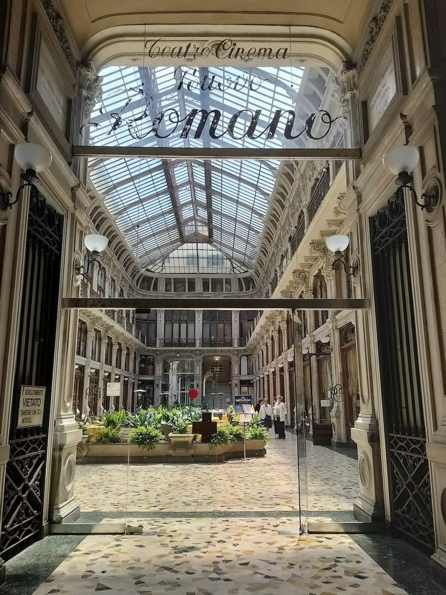 Turin, Galleria Subalpina