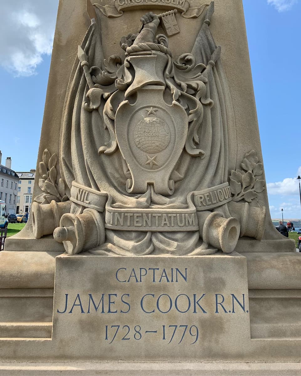 Whitby: Captain Cook Monument