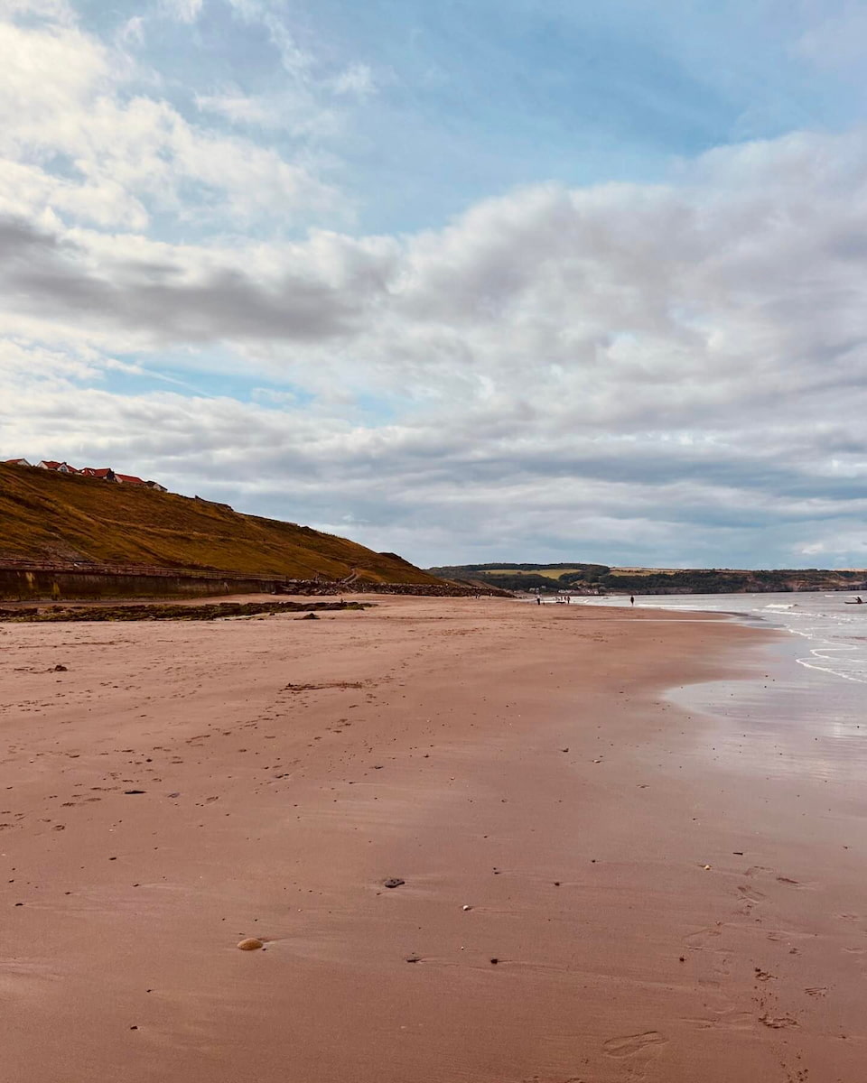 Whitby Sands Beach