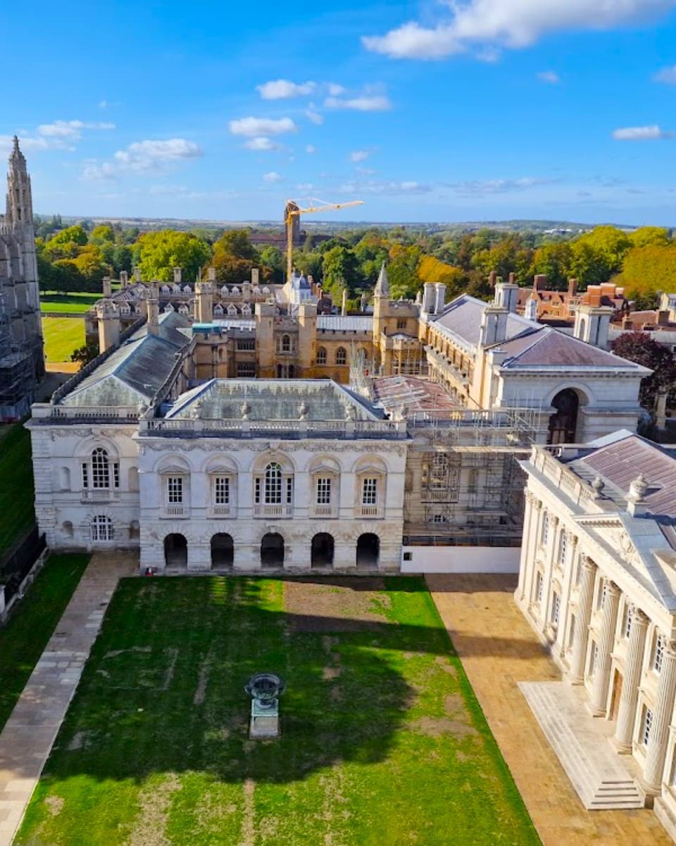 Cambridge and its Colleges, London