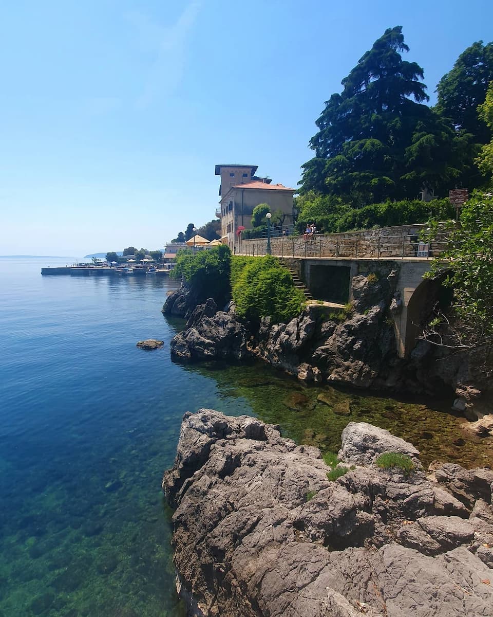 Lungomare promenade, Pula