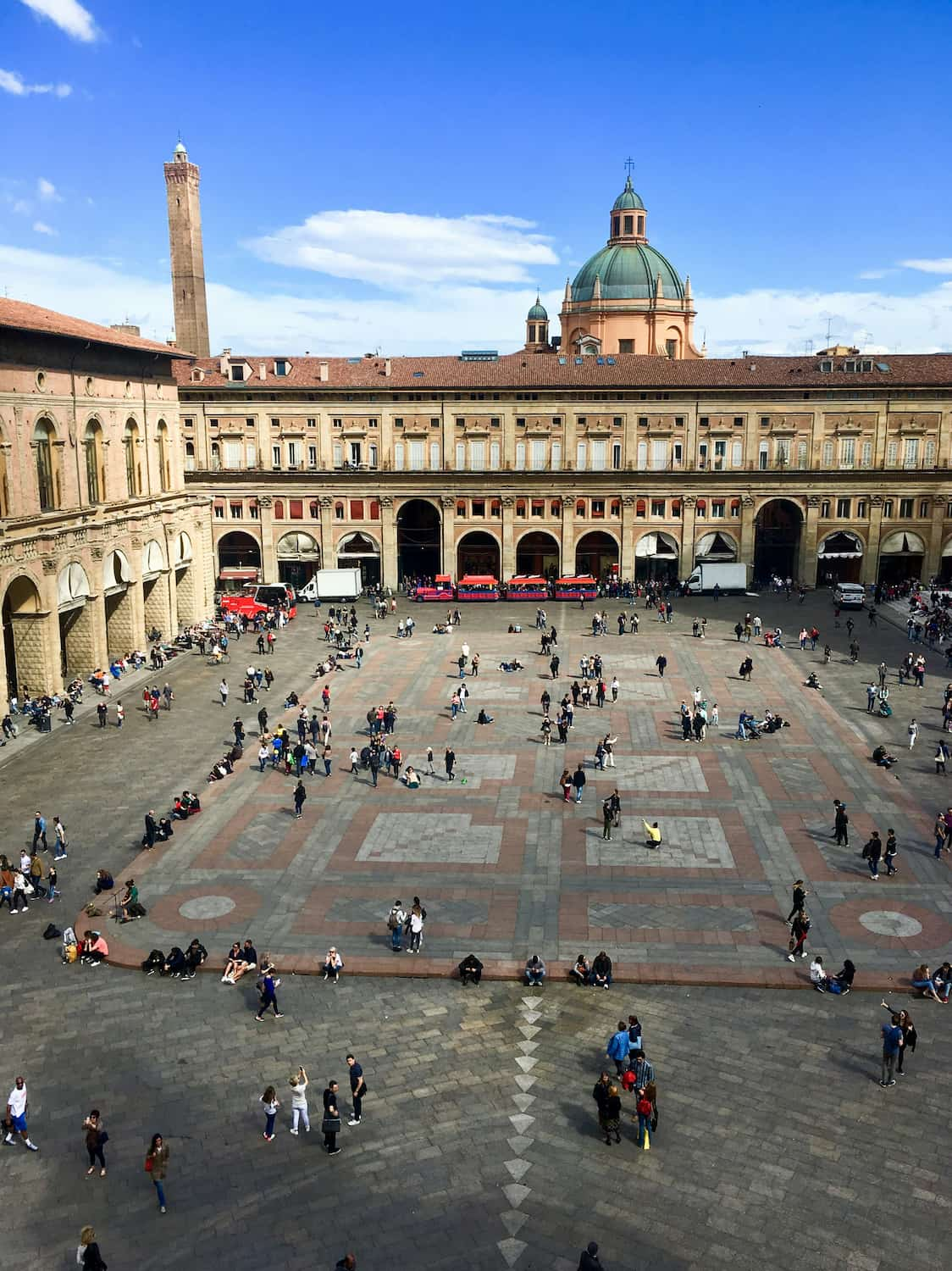 Piazza Maggiore, bologna, Florence, Italy