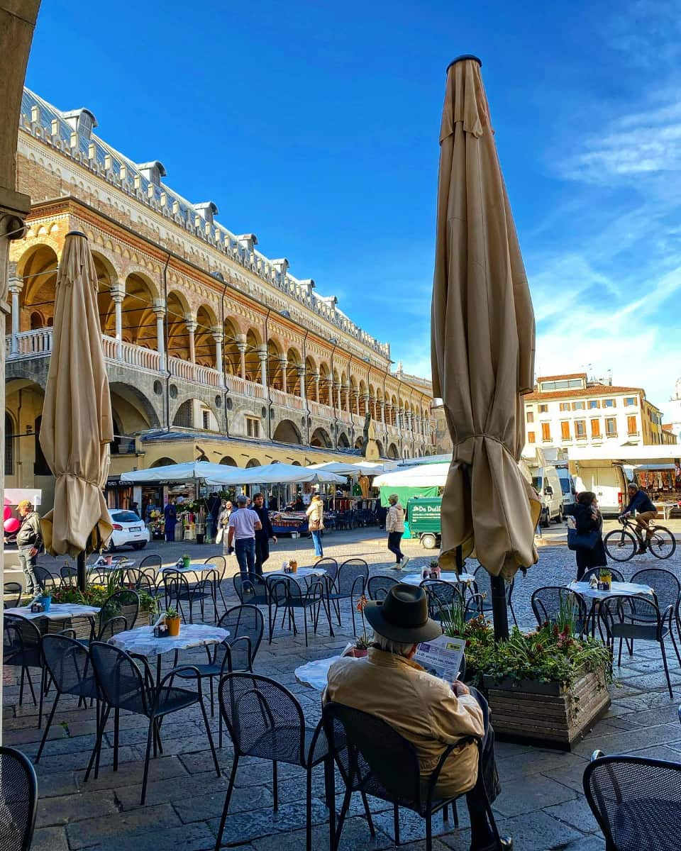 Piazza della Frutta, Padua