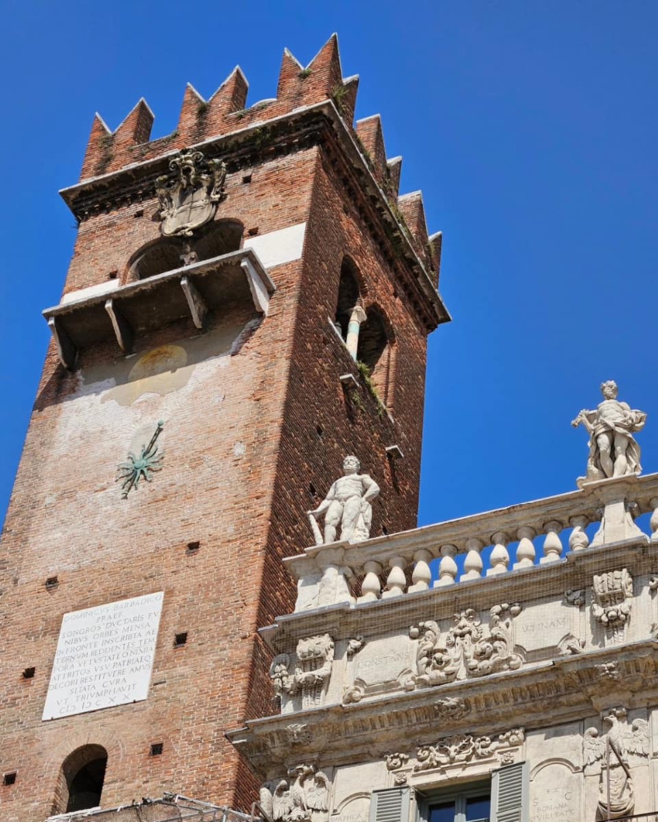 Piazza delle Erbe, Padua