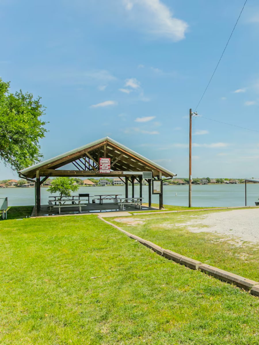 Proctor Lake, Dublin, Dallas