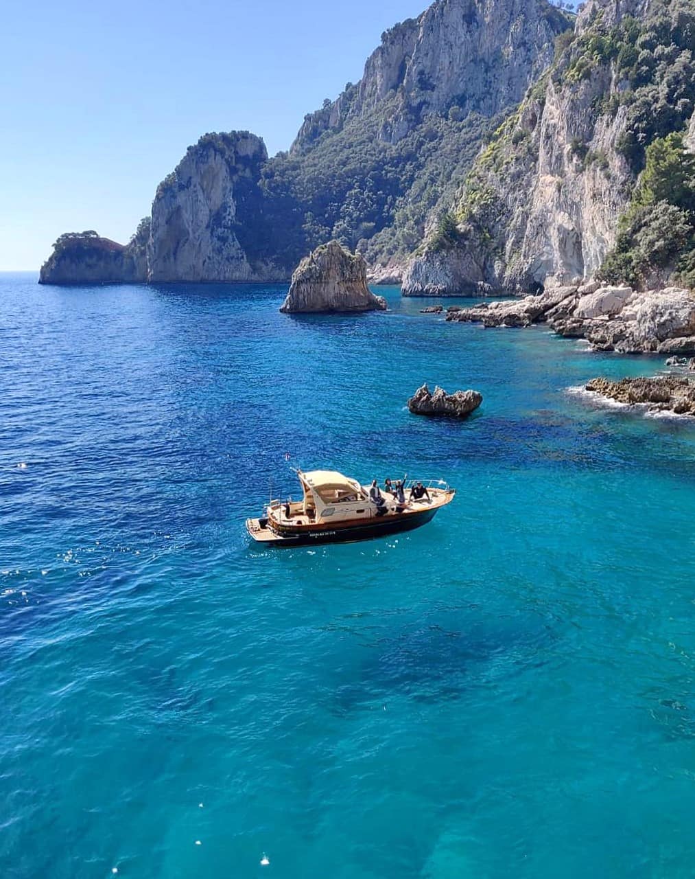 Gozzo Boat Tours Ischia