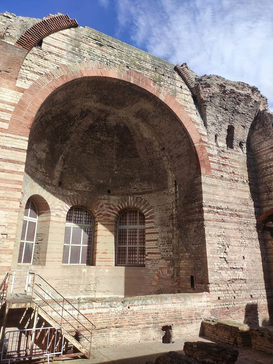 Baths of Constantine, Arles