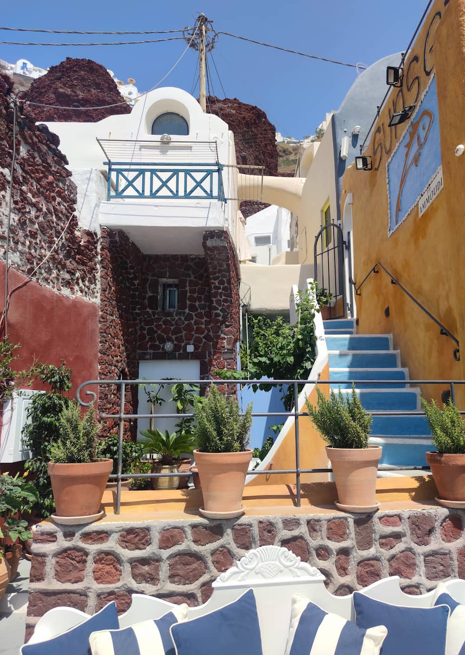 Budget-Friendly Options Oia