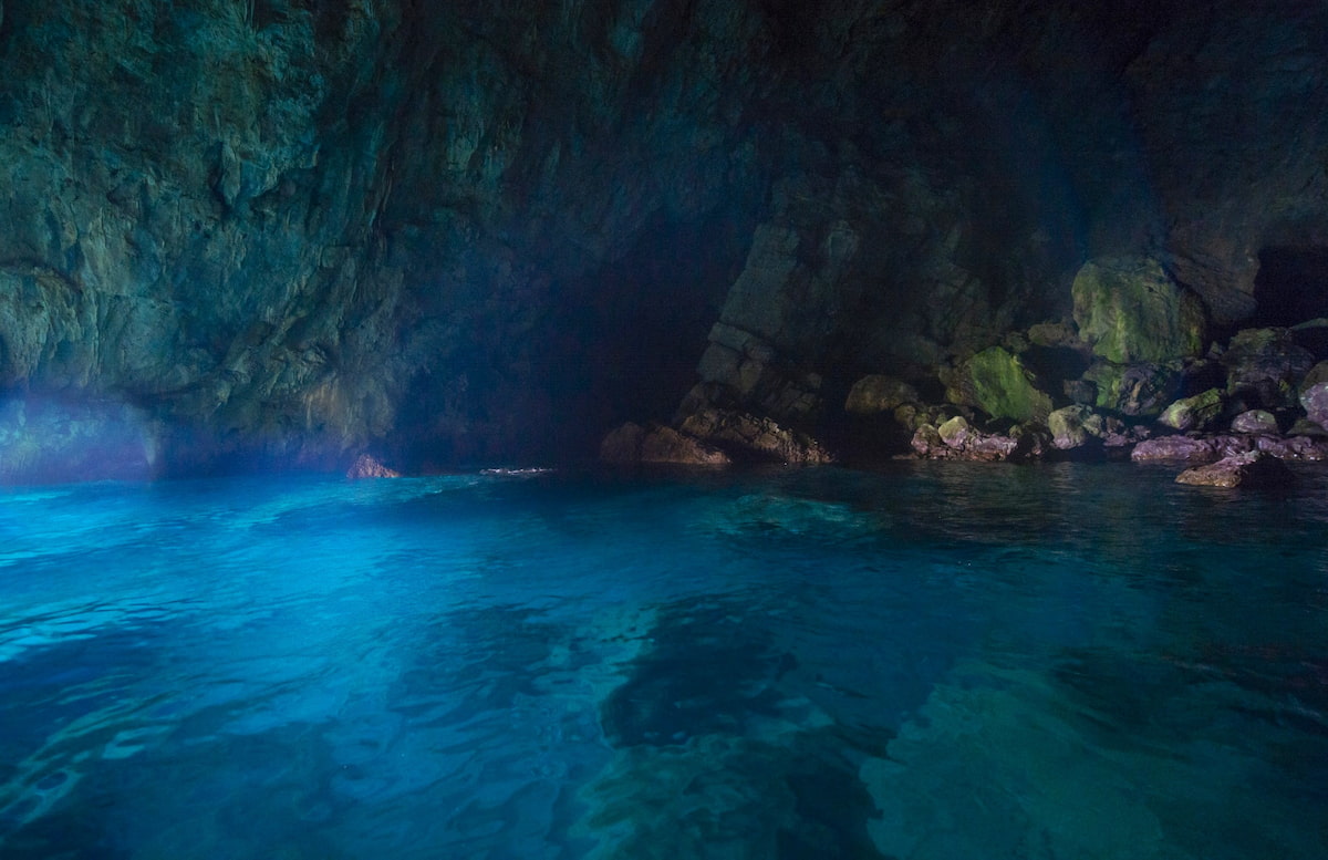 Grotte di Suppraiano, Praiano Grotte di Suppraiano, Praiano